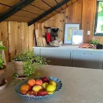 Vakantiehuis Cozy Summer House With New Kitchen And Bathroom *