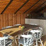Cozy Summer House With New Kitchen And Bathroom Vakantiehuis