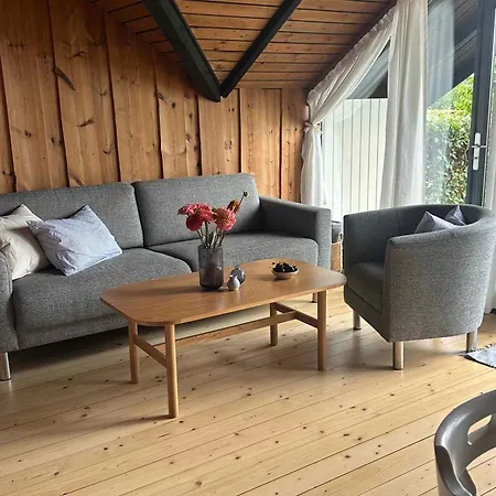 Cozy Summer House With New Kitchen And Bathroom *