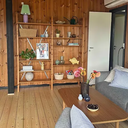 Cozy Summer House With New Kitchen And Bathroom *