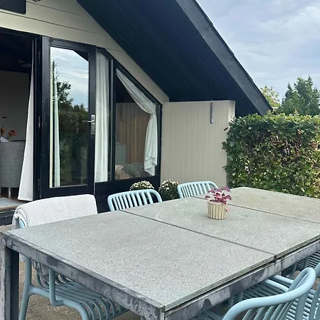 Casa de Férias Cozy Summer House With New Kitchen And Bathroom Karrebæksminde