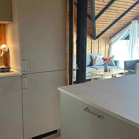 Cozy Summer House With New Kitchen And Bathroom *