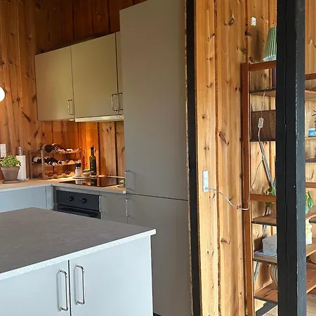 Hyggeligt Naturskønt Sommerhus- Nyt Køkken Og Bad Karrebæksminde