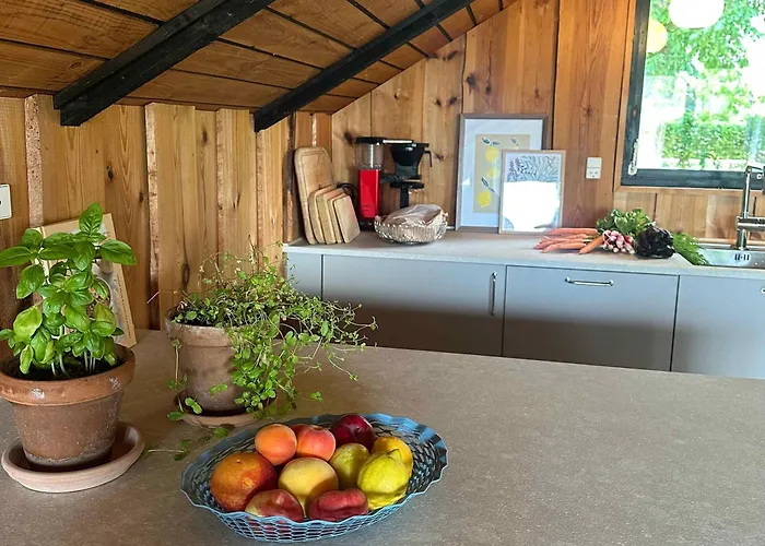 Feriehus Cozy Summer House With New Kitchen And Bathroom *