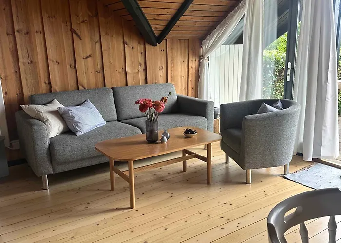 Cozy Summer House With New Kitchen And Bathroom *