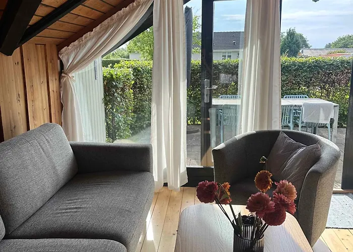 Feriehus Cozy Summer House With New Kitchen And Bathroom